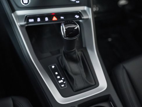 Certified 2024 Audi Q3 2.0T Premium w/ Convenience Package image 19