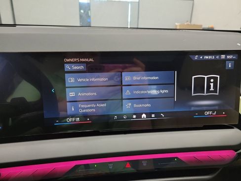 Used 2025 BMW X3 xDrive30i w/ Premium Package image 58