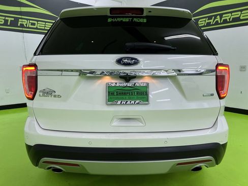 Used 2016 Ford Explorer Limited w/ Equipment Group 301A AWD/4WD image 8