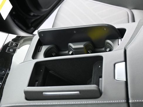 New 2026 INFINITI QX80 Luxe image 24