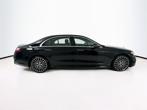 Certified 2022 Mercedes-Benz S 580 4MATIC Sedan image 9