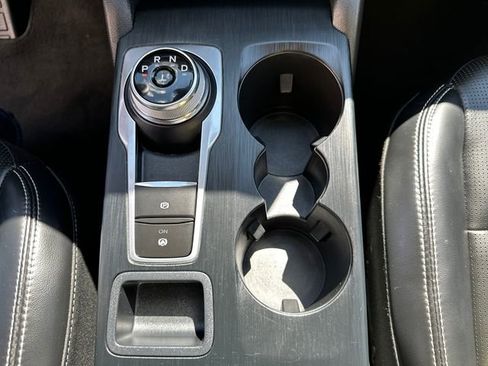 Certified 2023 Ford Escape Platinum image 35