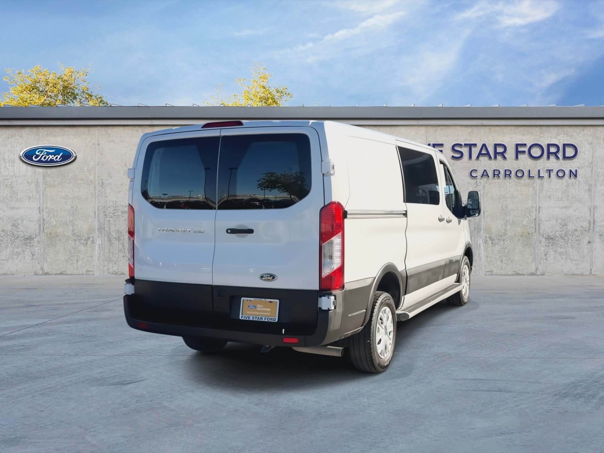 Used 2025 Ford Transit 250 Low Roof w/ Exterior Upgrade Package RWD image 8