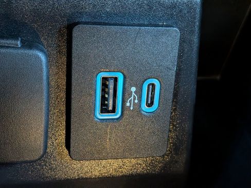 Certified 2023 Ford Explorer Limited w/ Equipment Group 301A image 28