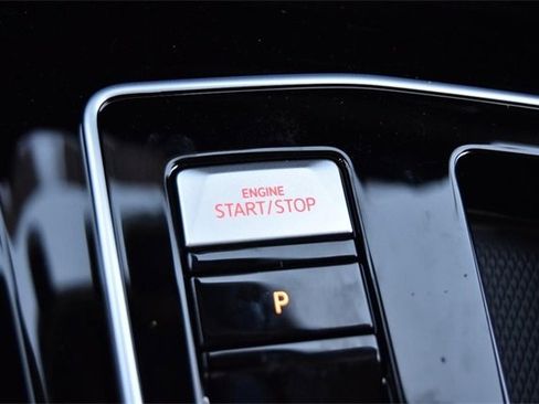 New 2026 Volkswagen GTI SE image 17