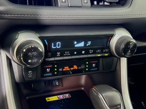 Certified 2023 Toyota RAV4 Limited AWD/4WD image 17