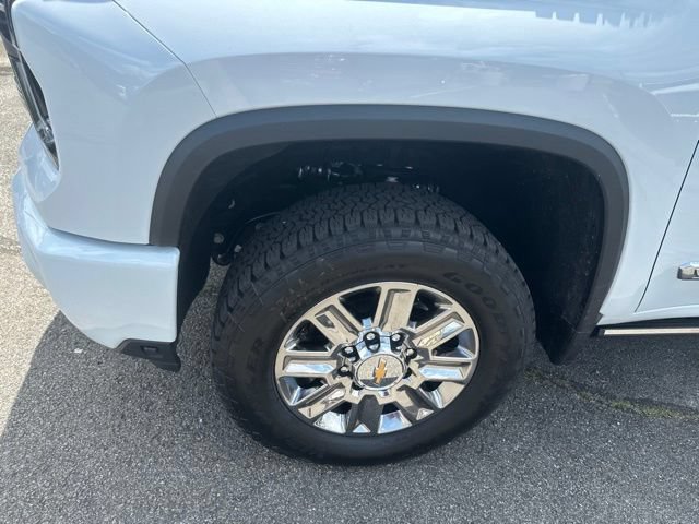 New 2026 Chevrolet Silverado 2500 High Country w/ High Country Premium Package AWD/4WD image 10