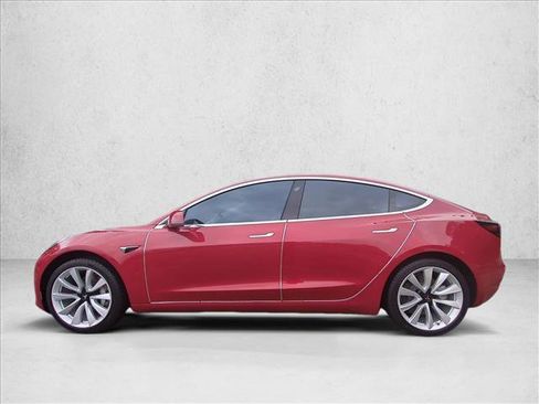 Used 2018 Tesla Model 3 Long Range RWD image 9