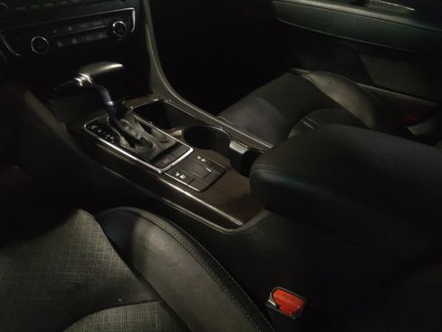 Used 2018 Kia Optima EX w/ Premium Package FWD image 26