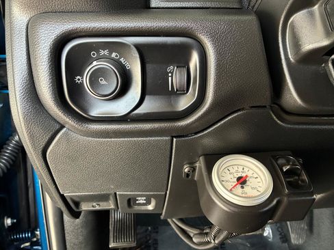 Used 2022 RAM 2500 Tradesman AWD/4WD image 22