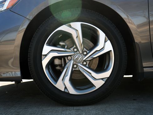 Certified 2019 Honda Accord EX-L image 14