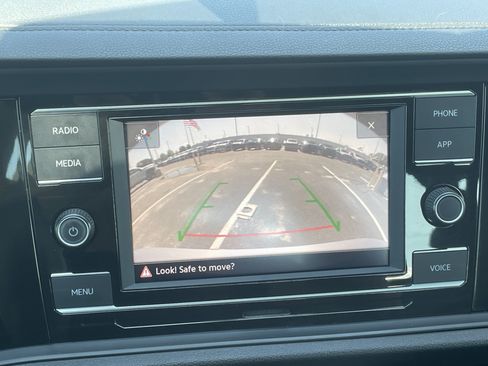 Used 2022 Volkswagen Jetta Sport FWD image 23