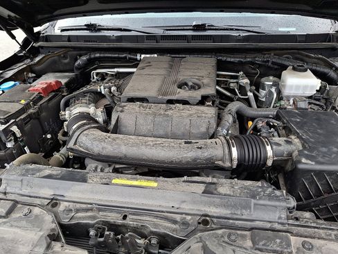 Used 2024 Nissan Frontier SV w/ SV Convenience Package image 27