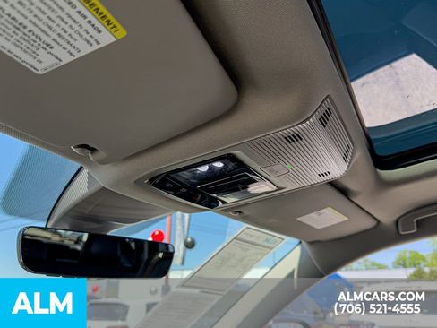 Used 2024 Volkswagen Atlas Peak Edition SE image 36