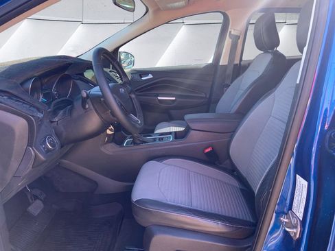 Used 2019 Ford Escape SE image 7