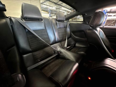 Used 2013 Ford Mustang GT Premium w/ Electronics Pkg RWD image 25