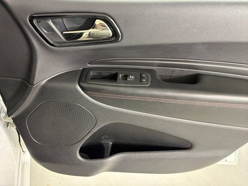 Used 2025 Dodge Durango GT RWD image 15