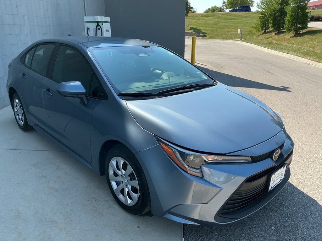 Used 2026 Toyota Corolla LE FWD image 12