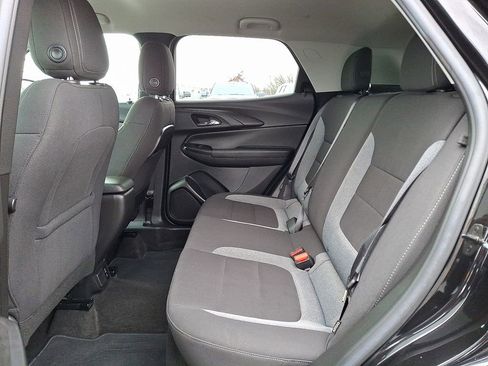Used 2023 Chevrolet TrailBlazer LT w/ Convenience Package image 14