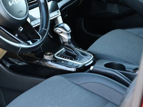 Used 2022 Kia Seltos S image 12
