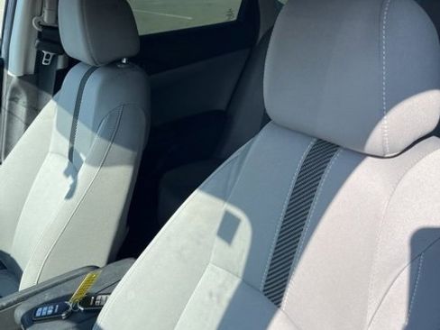 Used 2017 Honda Civic EX-T image 10