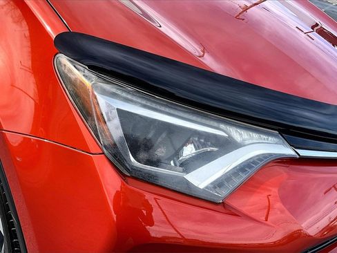 Used 2016 Toyota RAV4 LE image 28