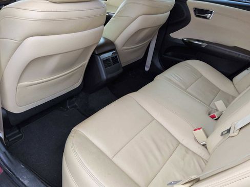 Used 2015 Toyota Avalon XLE Touring image 19