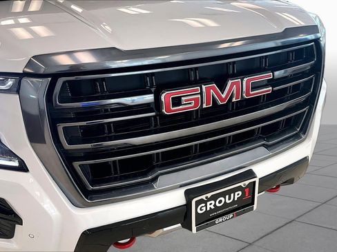 Used 2022 GMC Yukon AT4 AWD/4WD image 29