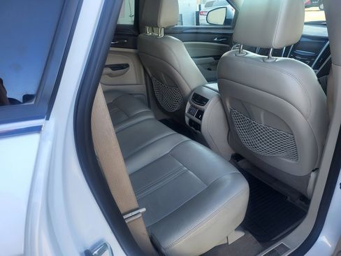 Used 2015 Cadillac SRX Premium image 18