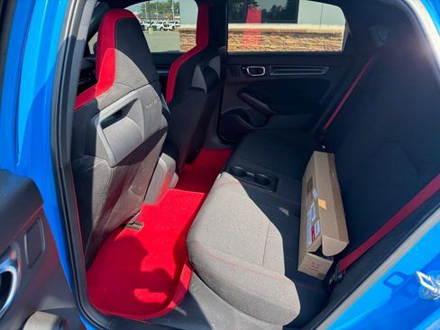 Used 2025 Honda Civic Type R image 5