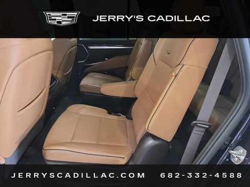 Used 2025 Cadillac Escalade Premium Luxury w/ Touring Package AWD/4WD image 19
