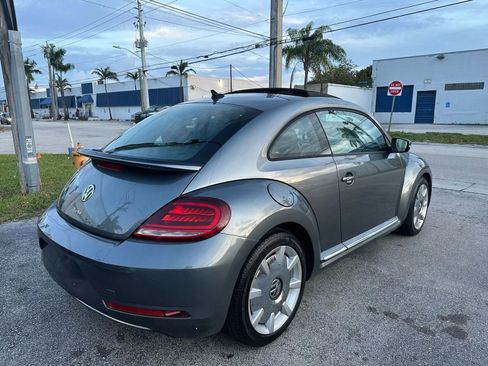 Used 2017 Volkswagen Beetle 1.8T SE image 1
