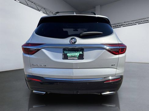 Used 2021 Buick Enclave Essence w/ Sport Touring Edition image 6