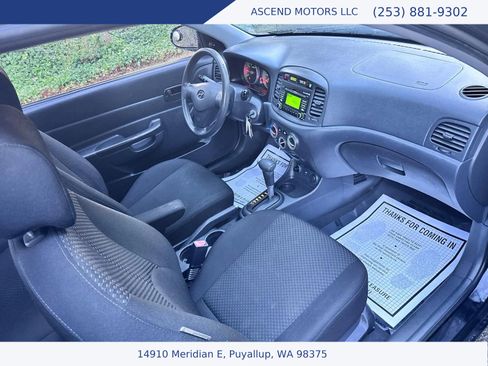 Used 2008 Hyundai Accent GS image 11