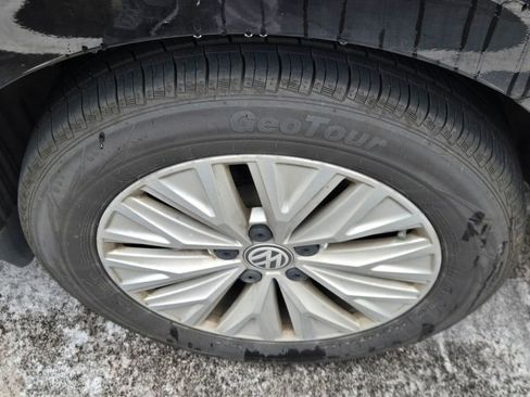 Used 2019 Volkswagen Jetta S w/ Driver Assistance Package FWD image 8