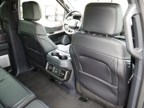 New 2026 Ford F250 Platinum AWD/4WD image 32