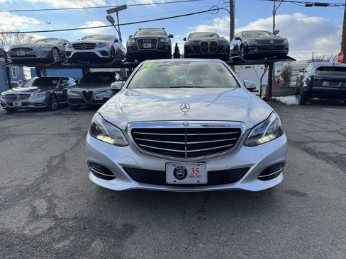 Used 2014 Mercedes-Benz E 350 4MATIC Sedan image 8