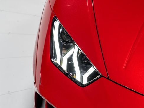 Used 2020 Lamborghini Huracan EVO AWD/4WD image 48
