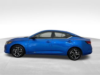 Used 2025 Nissan Sentra SV FWD video 2