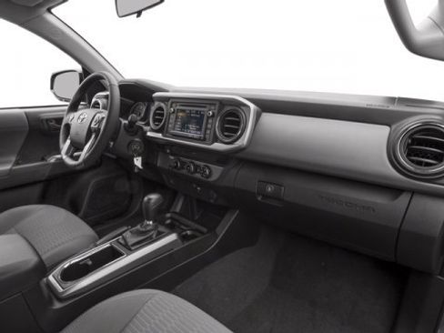 Used 2018 Toyota Tacoma SR5 image 16