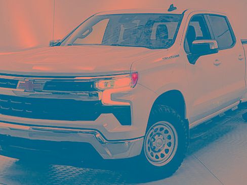 Used 2023 Chevrolet Silverado 1500 LT image 6