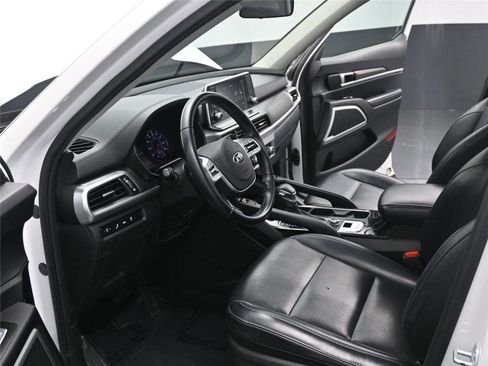 Used 2020 Kia Telluride S image 5