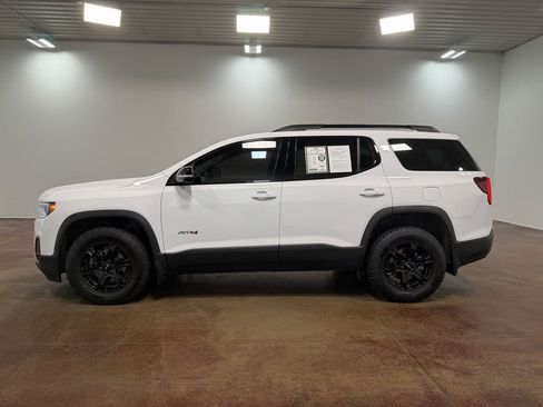 Used 2023 GMC Acadia AT4 image 28