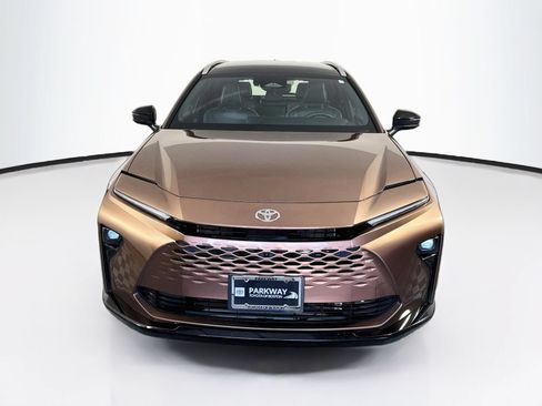 Certified 2025 Toyota Crown Signia w/ Advanced Technology Package AWD/4WD image 2