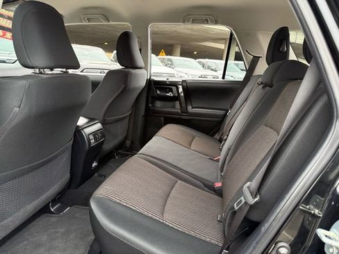 Certified 2024 Toyota 4Runner TRD Off-Road image 31