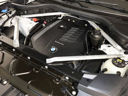 Used 2020 BMW X5 xDrive40i AWD/4WD image 37