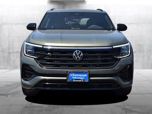 New 2026 Volkswagen Atlas Cross Sport SEL R-Line AWD/4WD image 4