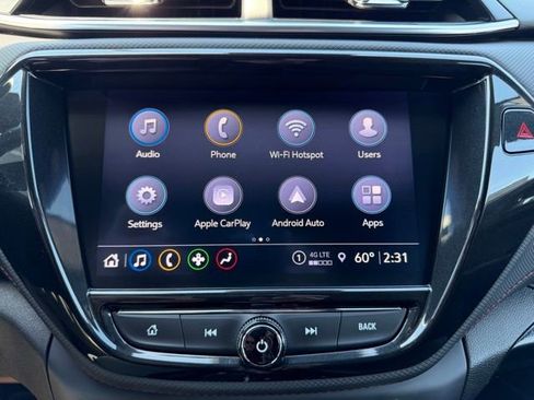 Used 2022 Chevrolet TrailBlazer RS w/ Technology Package AWD/4WD image 9