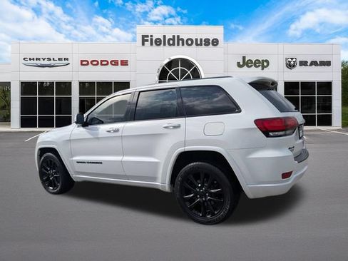 Used 2020 Jeep Grand Cherokee Altitude AWD/4WD image 19
