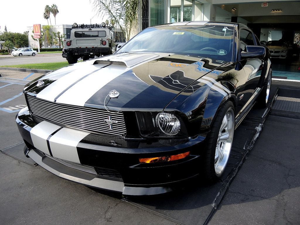 Used 2007 Ford Mustang GT Premium RWD image 2